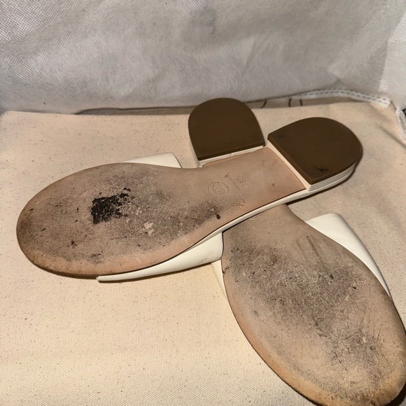 Chanel sandals with pearls - Picture 4 of 5